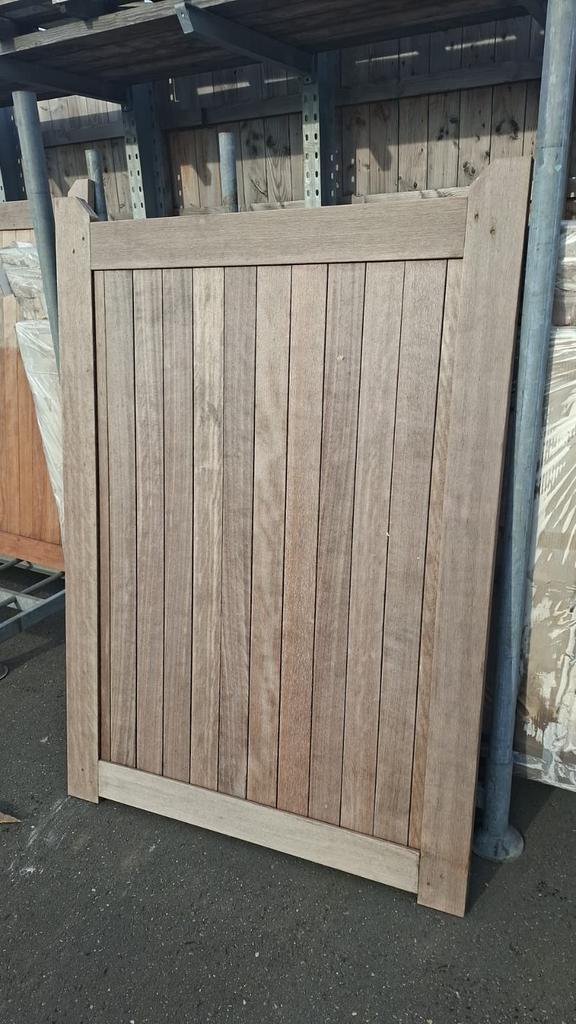 CarpGarant, hardhouten poort enkel, linksdraaiend, 180 x 125, Doe-het-zelf en Verbouw, Deuren en Horren, Ophalen of Verzenden