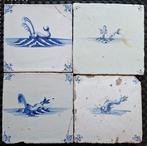 Tegel - 4 antieke tegels met 2 walvissen, vis en, Antiek en Kunst