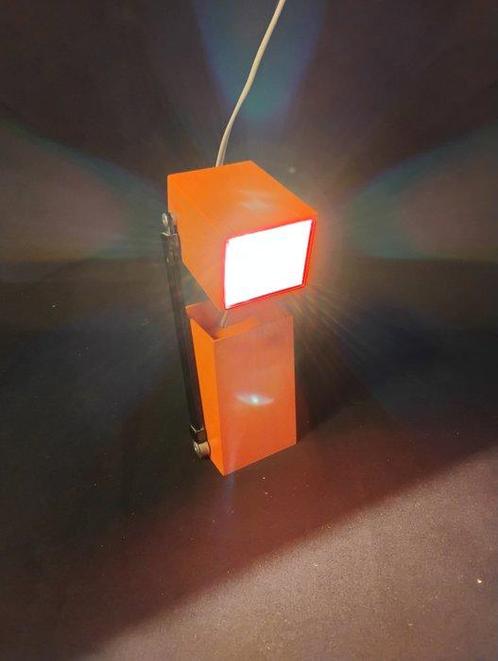 Louis Poulsen - Tafellamp - LamPetit - Plastic, Antiek en Kunst, Antiek | Lampen