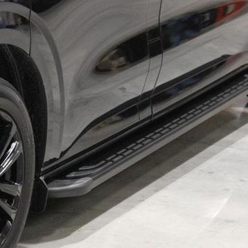 Treeplanken Volkswagen T7 Transporter 2024+ Zwart (BL) beschikbaar voor biedingen