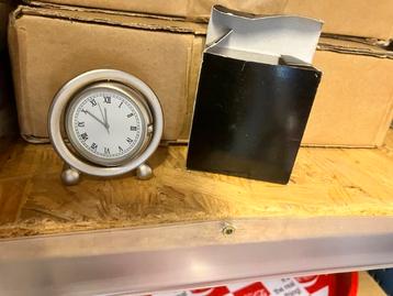 50 Tafelklokjes in doosje beschikbaar voor biedingen