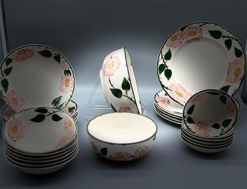 Schotel (24) - Villeroy & Boch Wildrose Servierset –, Antiek en Kunst, Antiek | Meubels | Tafels