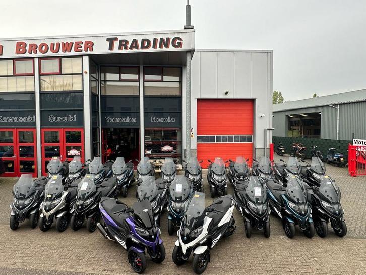 Piaggio MP3 , Peugeot Metropolis, Yamaha Tricity Kymco CV3, Motoren, Motoren | Piaggio, Scooter, 1 cilinder, 12 t/m 35 kW, Ophalen