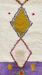 Authentiek Handgeweven Berber Tapijt - Symboliek en Luxe uit, Antiek en Kunst
