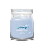 Yankee Candle Geurkaars Medium Jar Ocean Air Signature 368 g, Huis en Inrichting, Woonaccessoires | Kandelaars en Kaarsen, Nieuw