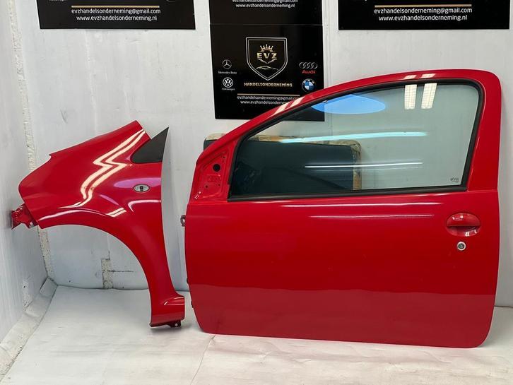 Toyota Aygo portier 2 deurs links voor deur bj2006, Auto-onderdelen, Carrosserie en Plaatwerk, Gebruikt, Toyota