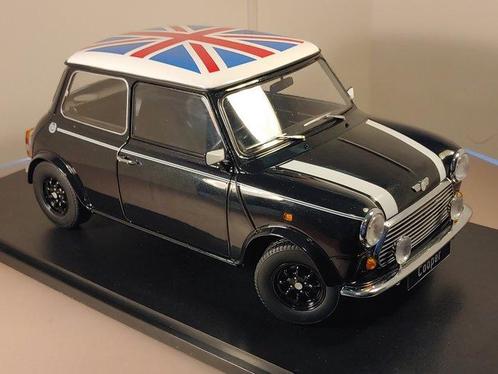 K&K Scale 1:12 - Model hatchback - Mini Cooper, Hobby en Vrije tijd, Modelauto's | 1:5 tot 1:12