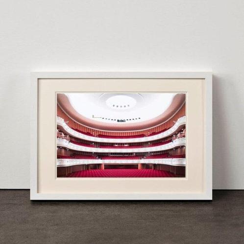 Candida Hofer (1944) - Deutsche Oper am Rhein Düsseldorf, Antiek en Kunst, Kunst | Schilderijen | Modern