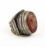 Turkoman ring - Zilver, carnelian - Afghanistan - 20e eeuw, Antiek en Kunst