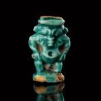 Oude Egypte, late periode Faience Bes-amulet, Antiek en Kunst