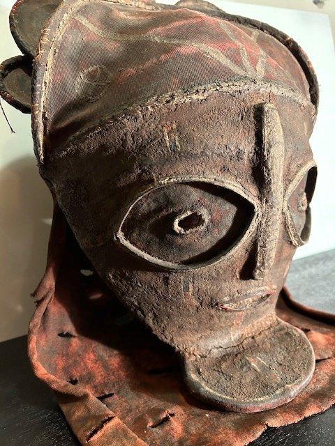 Chokwe dansmasker Zambia - Zambia (Zonder Minimumprijs), Antiek en Kunst, Kunst | Niet-Westerse kunst