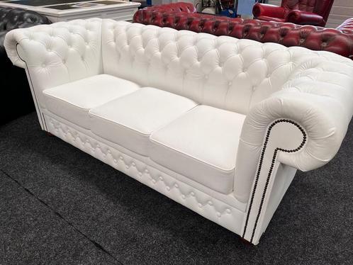 Chesterfield SUPERDEAL !! Wit Leren 3 zits Chesterfield Bank, Huis en Inrichting, Banken | Bankstellen, Rechte bank, Zo goed als nieuw