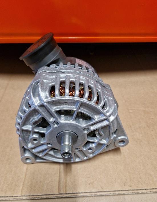 Dynamo 150A Audi A6 A8 Origineel Nieuw 038903018DX, Auto-onderdelen, Overige Auto-onderdelen, Nieuw, Verzenden
