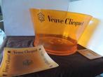 Veuve Clicquot - Champagne koeler - & 2 oranje borden van