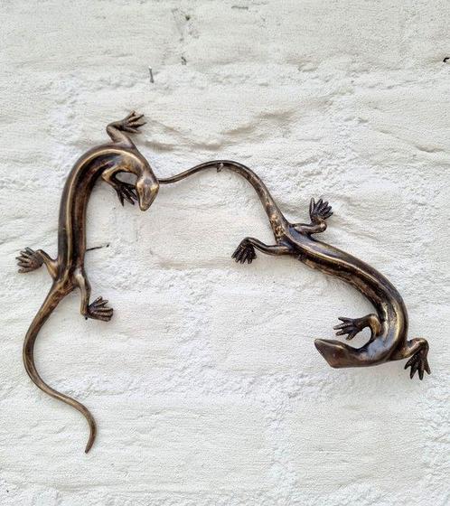 Beeldje - Salamanders aan de muur (2) - Brons, Antiek en Kunst, Kunst | Designobjecten