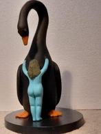 sculptuur, Leda en de zwaan - 34 cm - gemengde techniek, Antiek en Kunst, Antiek | Keramiek en Aardewerk