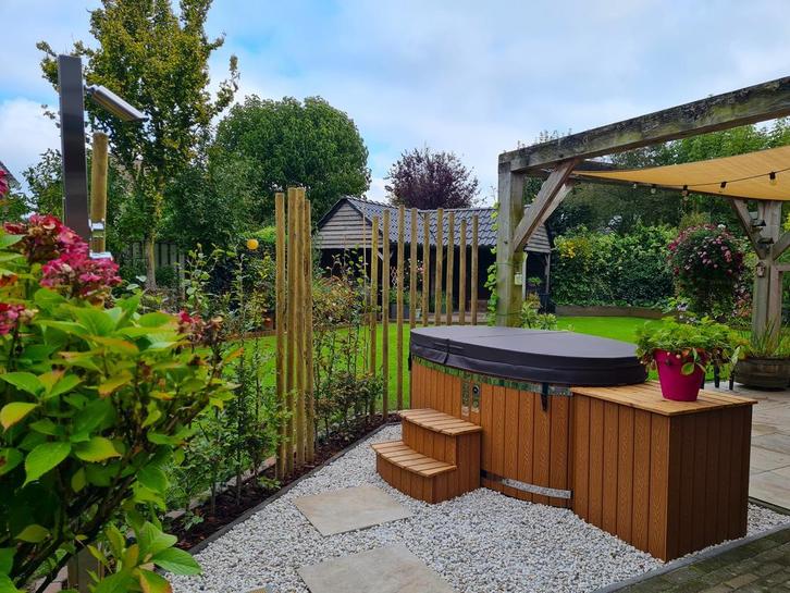 Direct leverbare Hottub | Nog deze week in jouw tuin!, Tuin en Terras, Bubbelbaden en Hottubs, Nieuw, Afdekzeil, Grondzeil, Filter