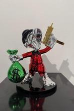 Van Apple - Show Me The Money