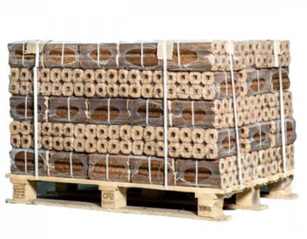 48 zakken Pini Kay briketten (Nederlands), Tuin en Terras, Haardhout, Blokken, Minder dan 3 m³, Overige houtsoorten, Ophalen of Verzenden