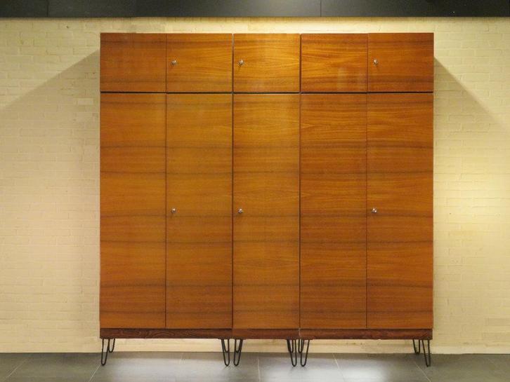 Mooie Ruime  Kledingkasten Set 1960, Elegant Tijdloos Design, Huis en Inrichting, Kasten | Kledingkasten, 50 tot 75 cm, Met lade(s)