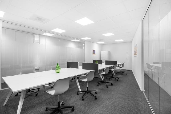Coworkingruimte in Regus Breda Business Park II BV, Zakelijke goederen, Bedrijfs Onroerend goed