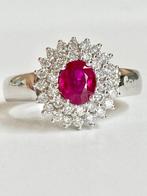 Pala Diamond - Statement ring - 18 karaat Witgoud - 1.04ct.