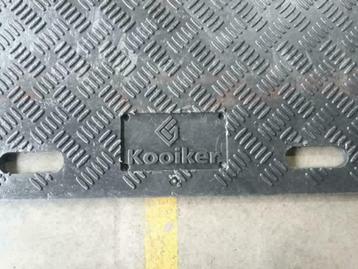 Kunststof rijplaten met logo? Vanaf € 63,-!