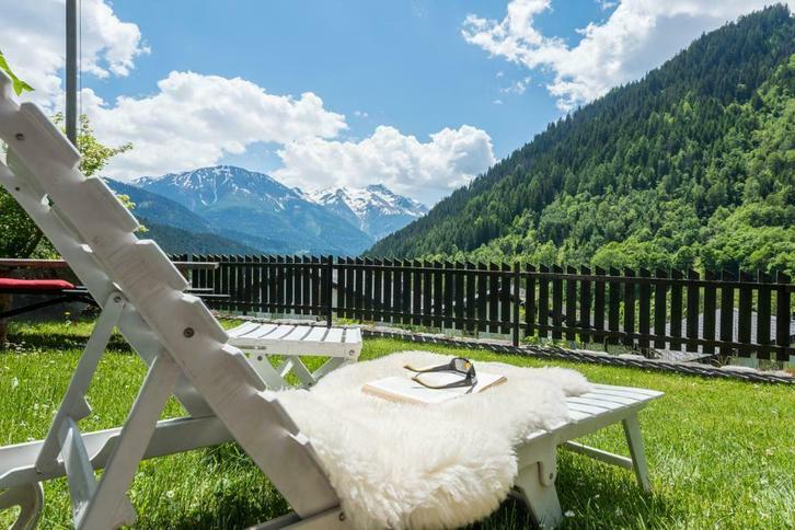 Modern chalet 2-4 p. met prachtige vergezichten, Vakantie, Vakantiehuizen | Zwitserland, Landelijk, Aan meer of rivier, In bergen of heuvels