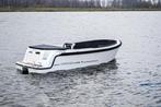 UniqueBoatDesign; AKTIE Corsiva, Primeur en 4-Family sloepen, Nieuw, 30 tot 50 pk, Buitenboordmotor, Polyester