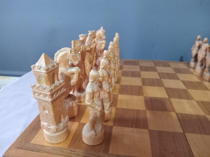 Dolfi Schaakstukken - Schaakspel - Hout, Antiek en Kunst, Curiosa en Brocante