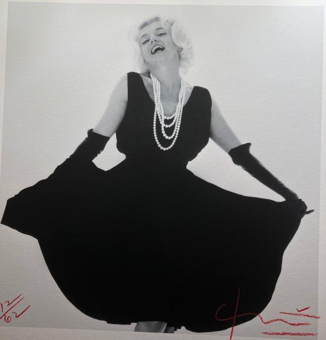 Bert Stern (1929–2013) - Marilyn Monroe laughing in the, Antiek en Kunst, Kunst | Designobjecten