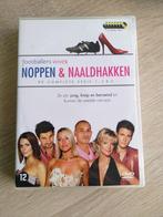DVD - Noppen En Naaldhakken - Seizoen 1 t/m 3, Cd's en Dvd's, Dvd's | Tv en Series, Gebruikt, Vanaf 12 jaar, Drama, Verzenden