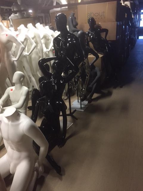 *TIP*  Heren poppen -net binnen-, Zakelijke goederen, Kantoor en Winkelinrichting | Winkel en Inventaris, Ophalen of Verzenden