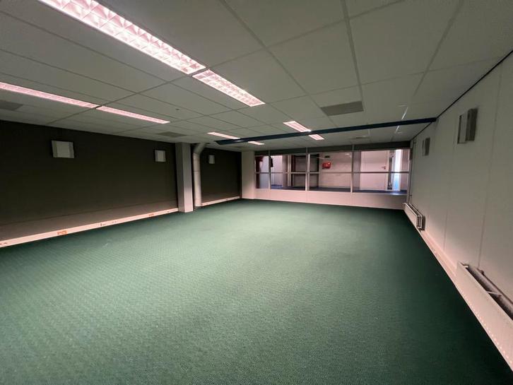 Kantoorruimte 74m/2 in het centrum van Leeuwarden, Zakelijke goederen, Bedrijfs Onroerend goed, Bedrijfsruimte, Huur