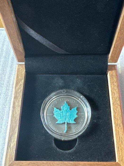 Canada. 5 Dollars 2022 REAL WOOD MAPLE LEAF , 1 Oz (.999), Postzegels en Munten, Munten | Europa | Niet-Euromunten