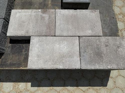 Veiling - 30 M2 Betontegel Maronne Met Vellingkant 20x30x6 C, Tuin en Terras, Tegels en Klinkers
