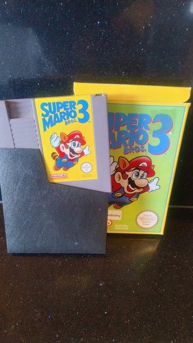 Nintendo - Nes - Super Mario bros rare 3 yellow/green box -, Spelcomputers en Games, Spelcomputers | Overige Accessoires