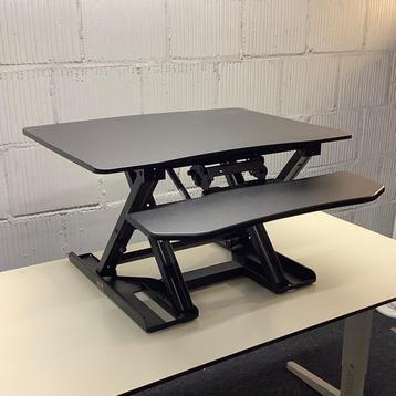 Tweedehands zit-sta module met toetsenbord houder, (bxd) beschikbaar voor biedingen