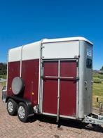 Oerdegelijke Ifor Williams 2-paards met Alu bodem en vooruit, Dieren en Toebehoren, Paarden en Pony's | Trailers en Aanhangwagens