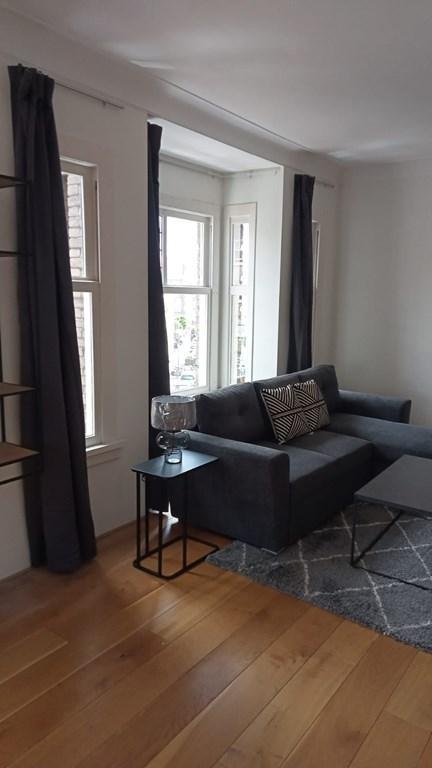 Appartement te huur aan Vondelstraat in Den Haag, Huizen en Kamers, Huizen te huur, Zuid-Holland