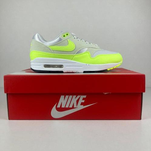 Nike - Air Max 1 White/Seagrass/Black/Volt - Sneakers -, Kleding | Heren, Schoenen