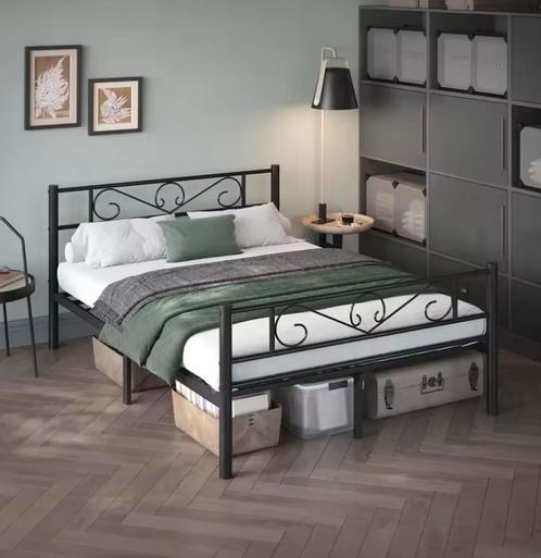 Nieuw Modern Metalen Bedframe – Zwart of wit – 141cm breed, Huis en Inrichting, Slaapkamer | Bedden, Nieuw, Twijfelaar, Verzenden