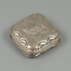 Cornelis Monteban, NO RESERVE - Pepermuntdoos - .833 zilver, Antiek en Kunst