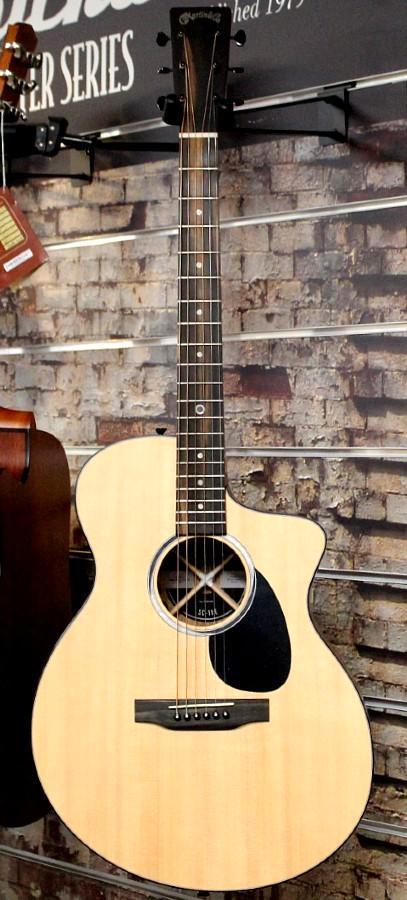 Martin SC10E Westerngitaar met Element Occasion incl. gigbag, Muziek en Instrumenten, Snaarinstrumenten | Gitaren | Akoestisch