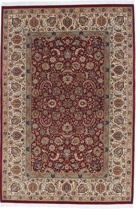 Tabriz Inspired Very Fine Wool&Silk Carpet with Luxurious, Huis en Inrichting, Stoffering | Tapijten en Kleden