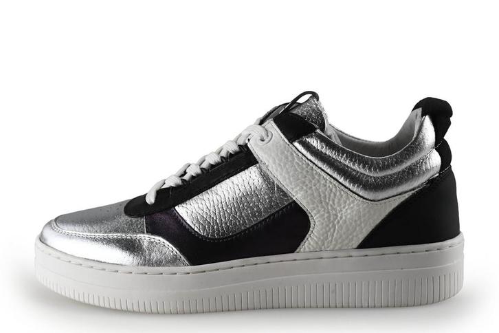 Maruti Sneakers in maat 39 Zilver, Kleding | Dames, Schoenen, Overige kleuren, Zo goed als nieuw, Sneakers of Gympen, Verzenden