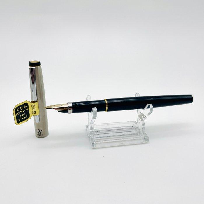 Pilot - PILOT y - Zonder Minimumprijs - Vulpen, Verzamelen, Pennenverzamelingen