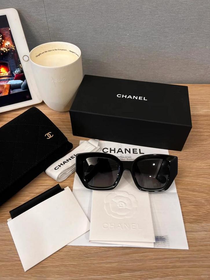 Chanel Zonnebril, Sieraden, Tassen en Uiterlijk, Zonnebrillen en Brillen | Dames, Wit, Nieuw, Overige merken, Zonnebril, Verzenden