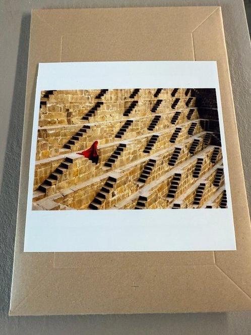 Steve McCurry - Woman in Chand Baori Stepwell. Abhaneri,, Antiek en Kunst, Kunst | Schilderijen | Modern
