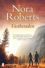 Vastberaden 9789022578995 Nora Roberts, Verzenden, Zo goed als nieuw, Nora Roberts